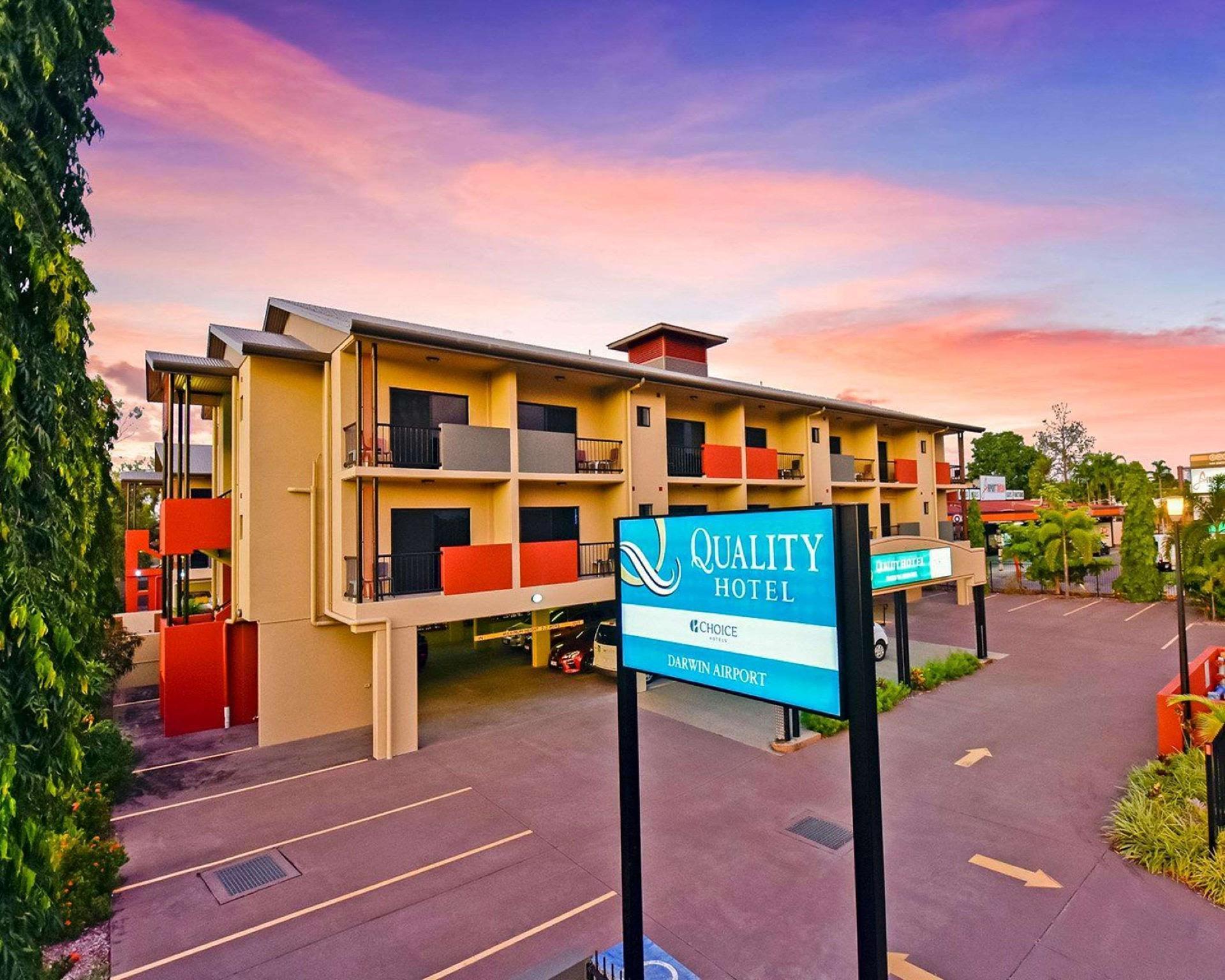 クオリティ ホテル ダーウィン エアポート エクステリア 写真 Quality Hotel, Townsville